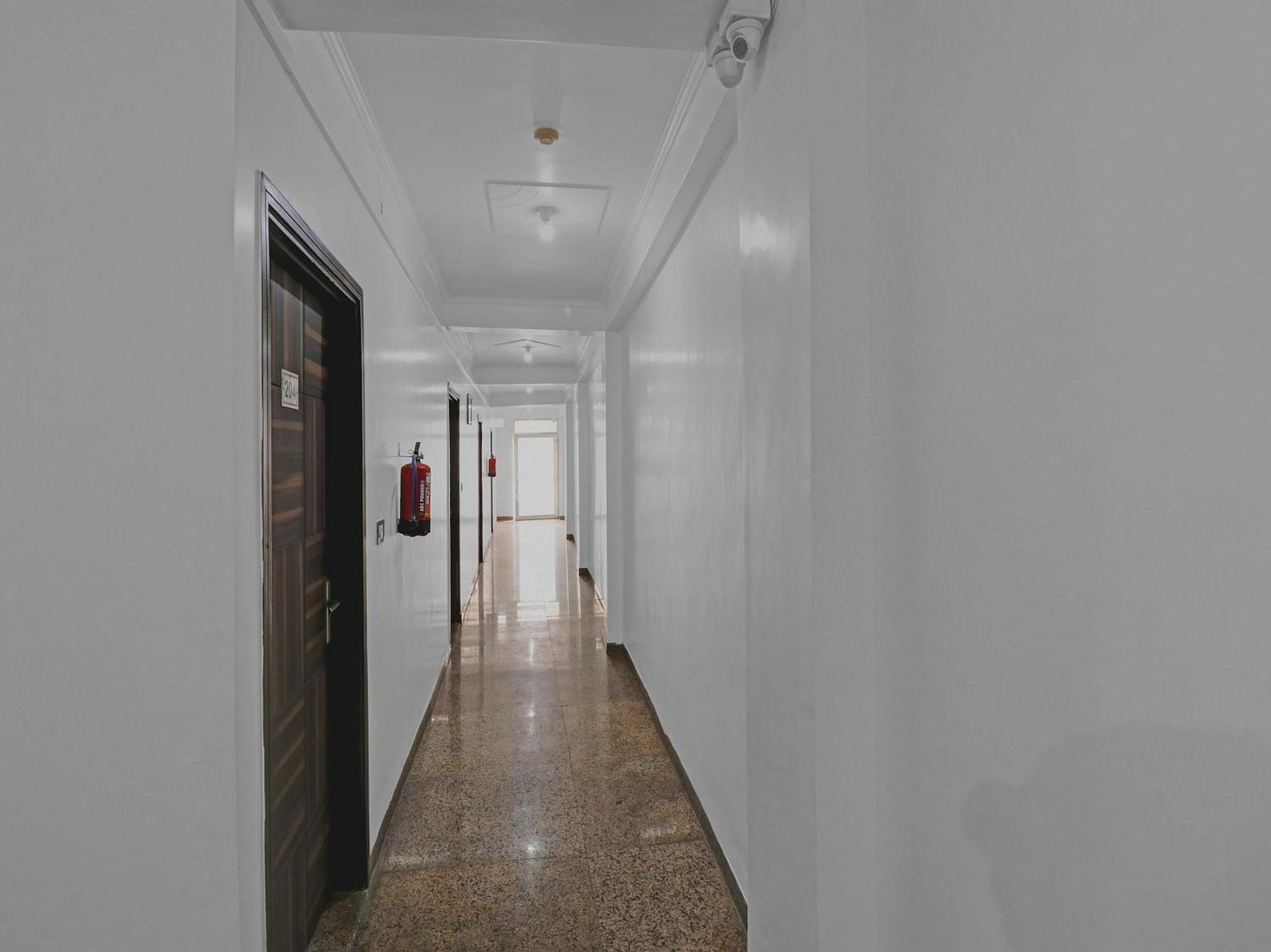 OYO Flagship 85851 Bharat Stay New Delhi Exteriör bild